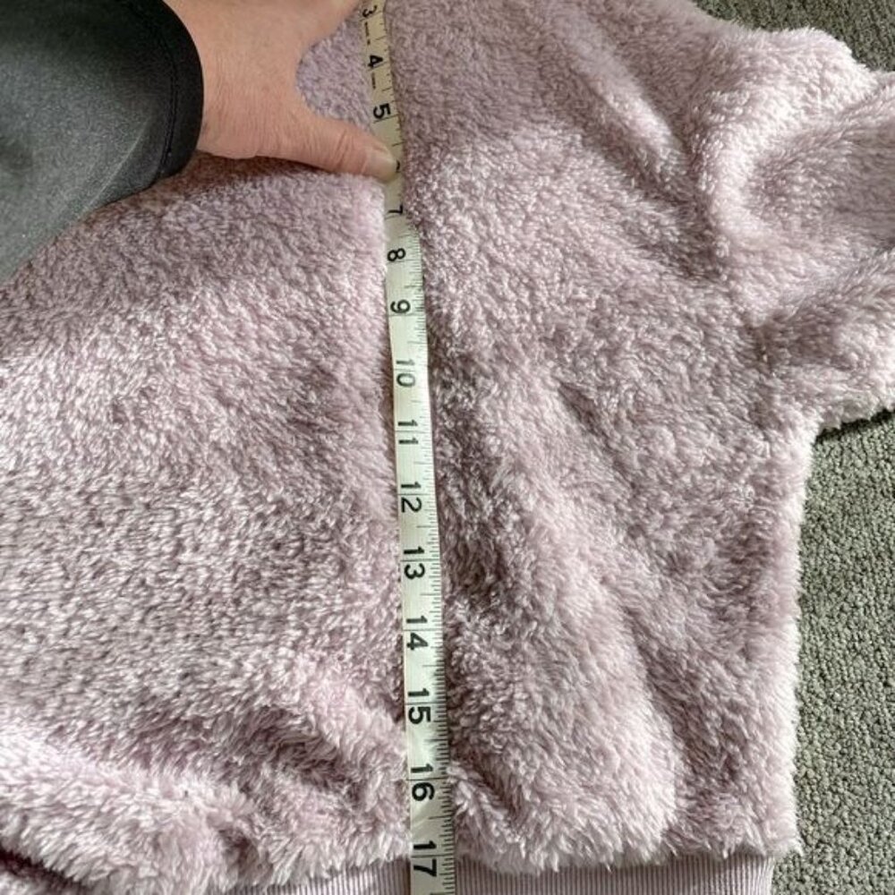 Style Rack Lavender Fuzzy Sweatshirt Size Medium NWT - Picture 6 of 6
